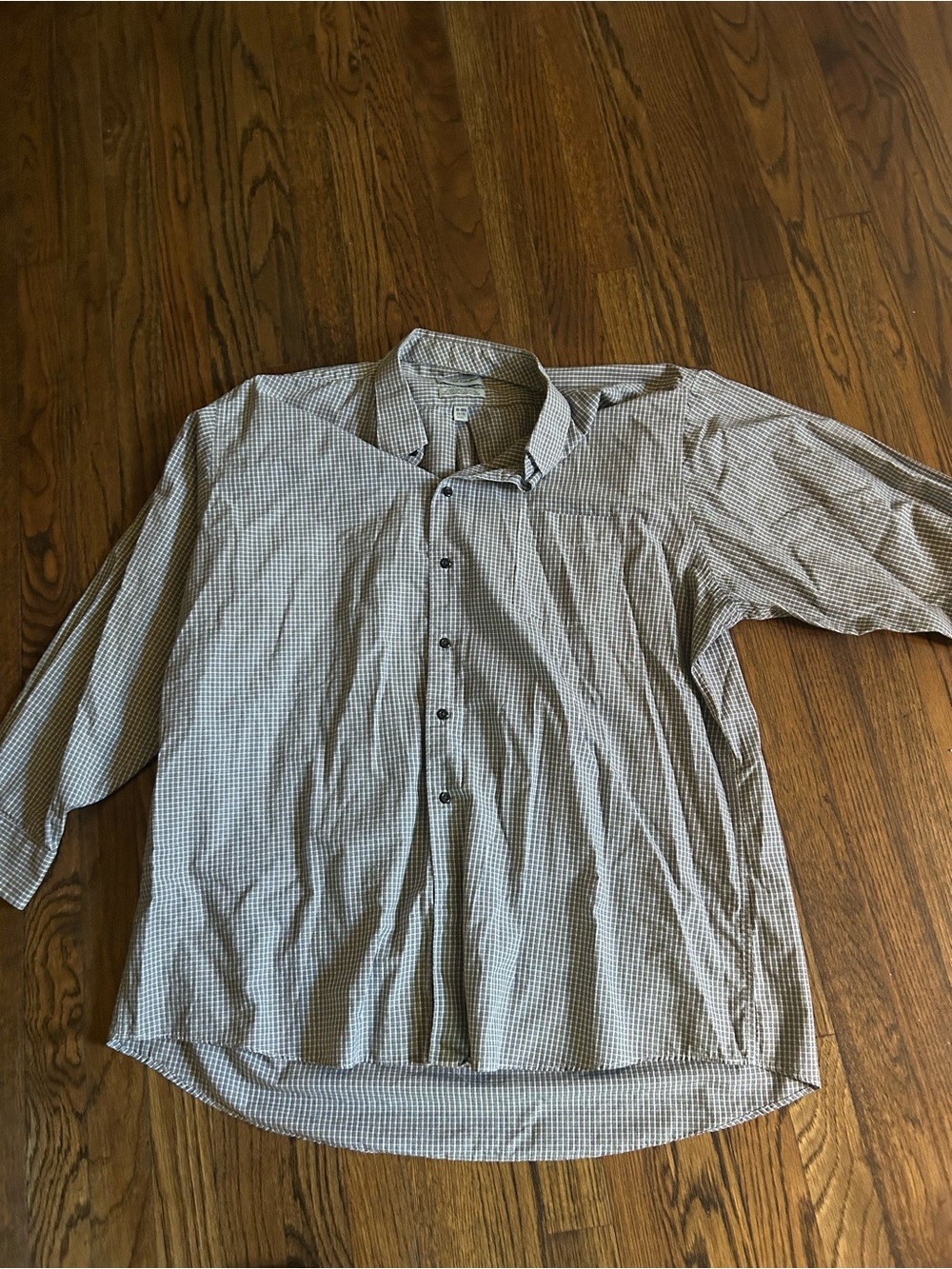 Men’s dress shirt